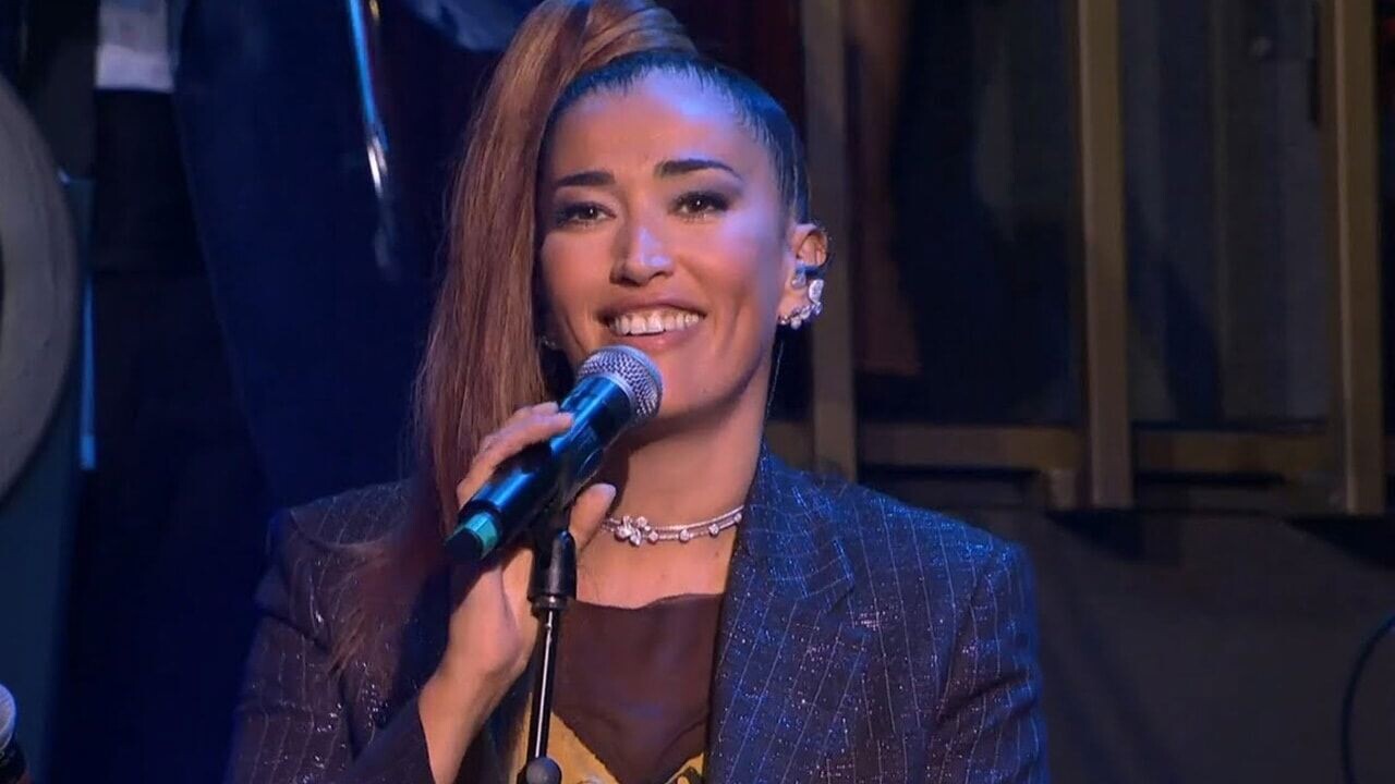 images Nina Zilli a Catanzaro per girare lo spot del Capodanno Rai