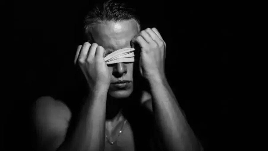 In uscita "Accalmia", il nuovo singolo del cantautore Lametino Giacomo Eva images In uscita "Accalmia", il nuovo singolo del cantautore Lametino Giacomo Eva