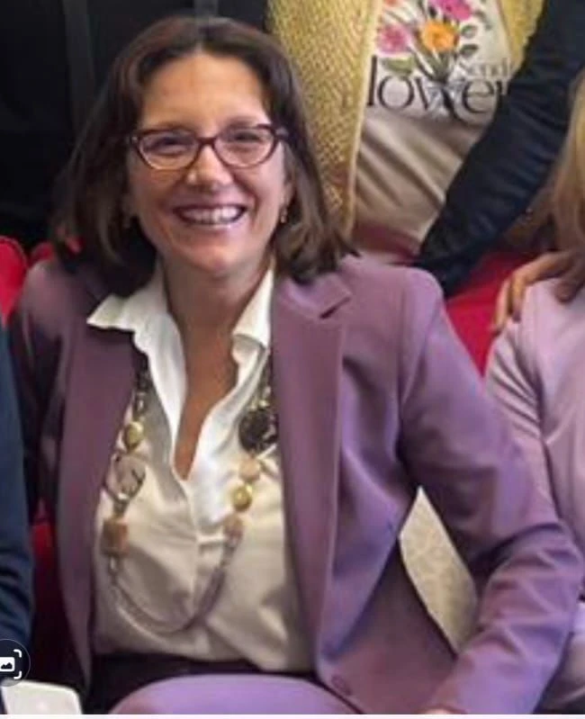 Pasqua, la lettera di auguri della Dirigente dell’IC "Gatti-Manzoni-Augruso" di Lamezia