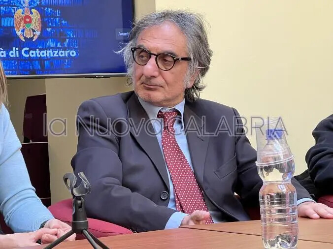 images Battaglia: "Grazie a Run for Catanzaro per la Babbo Running, lo sport uno strumento di promozione e partecipazione per la città"