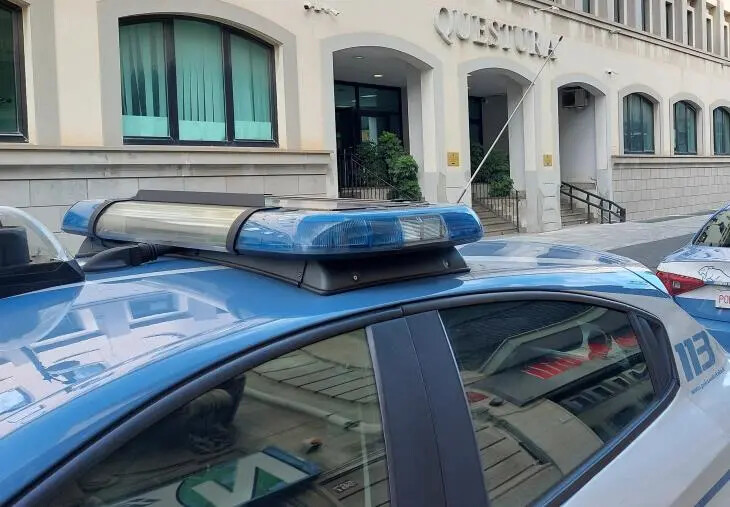 Reggio, arrestato il 'topo d'appartamento' lanciatosi dal balcone per fuggire alla Polizia images Reggio, arrestato il 'topo d'appartamento' lanciatosi dal balcone per fuggire alla Polizia