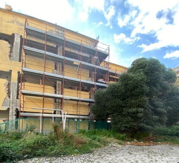 images Demolizione ex scuola Mazzini a Catanzaro, Mancuso e Serraino: "Notizia importante per il centro storico"