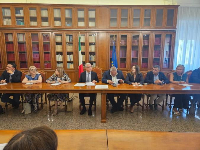 images Catanzaro, tavolo vulnerabilità:&nbsp;vademecum per la rilevazione, il refferal e la presa in carico delle persone portatrici di vulnerabilità