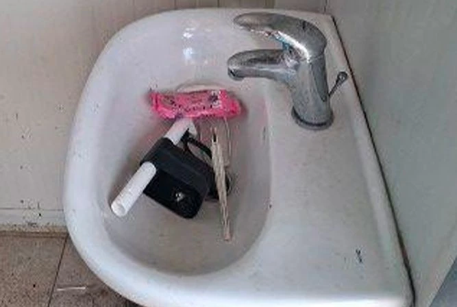 Bagni pubblici dell'Area Teti indegni per un città civile, la diffida dell'A.E.Z.A. Guardia Nazionale
