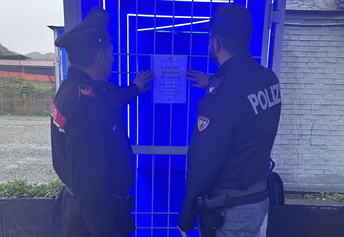 images Violenze e irregolarità in una discoteca del Catanzarese: il Questore la “chiude” per 15 giorni