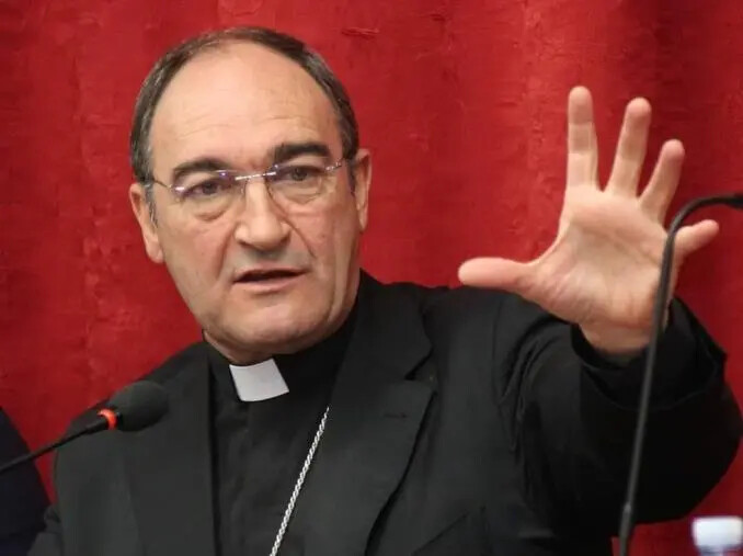 Lamezia, gli auguri della Chiesa al vescovo Serafino per il suo onomastico images Lamezia, gli auguri della Chiesa al vescovo Serafino per il suo onomastico