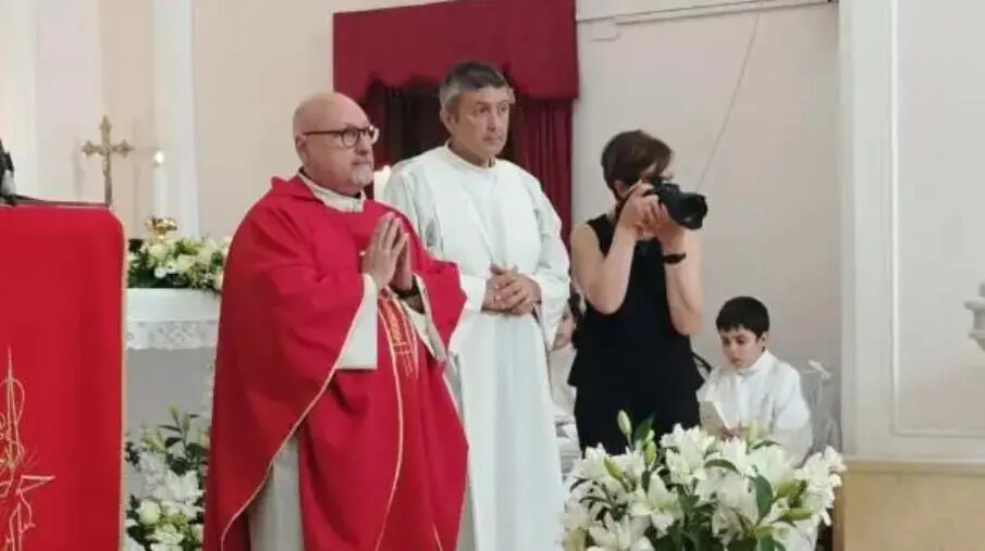 images Una Pentecoste di Grazia a Settingiano: 14 Prime Comunioni e una Chiesa gremita