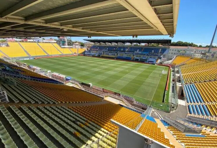 images Serie BKT, Parma e Catanzaro in campo alle 15: le probabili formazioni