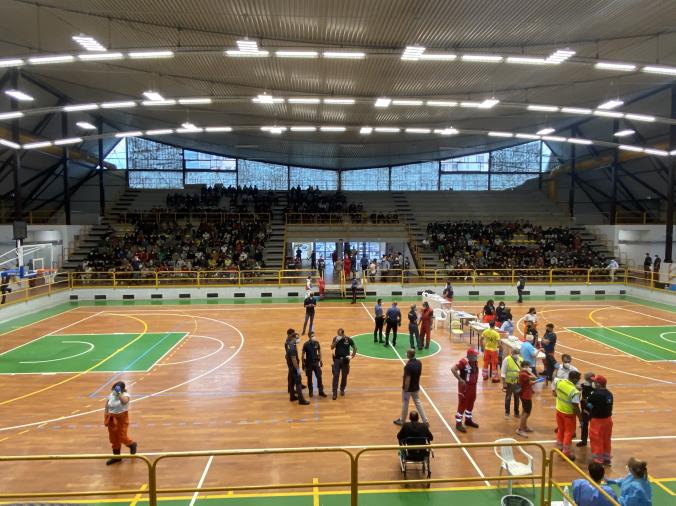 Sbarco a Catanzaro: al via i tamponi per i 450 migranti images Sbarco a Catanzaro: al via i tamponi per i 450 migranti