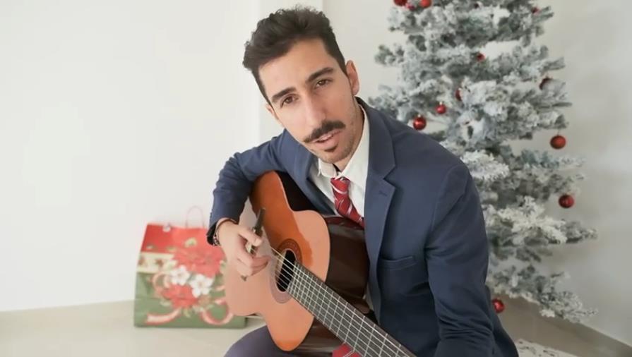 Uscito il singolo natalizio di Massi Lepera, live a Catanzaro images Uscito il singolo natalizio di Massi Lepera, live a Catanzaro