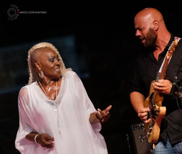 images Il XXI Peperoncino Jazz Fest giunge al termine: domani Martha High nella cantine cosentine