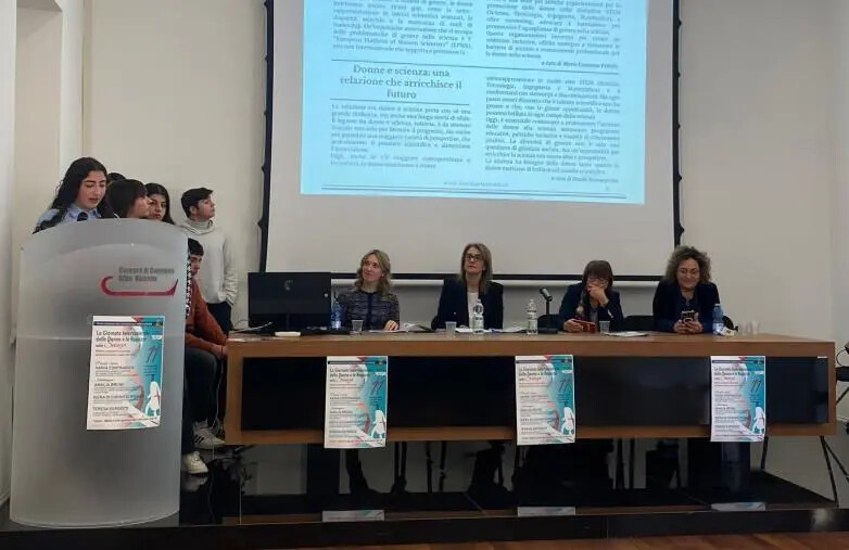 "Il ruolo delle donne nella scienza": a Vibo il partecipato dibattito images "Il ruolo delle donne nella scienza": a Vibo il partecipato dibattito