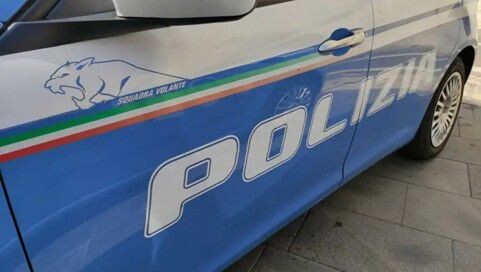 images Crotone, arrestato ricercato internazionale per favoreggiamento dell’immigrazione clandestina