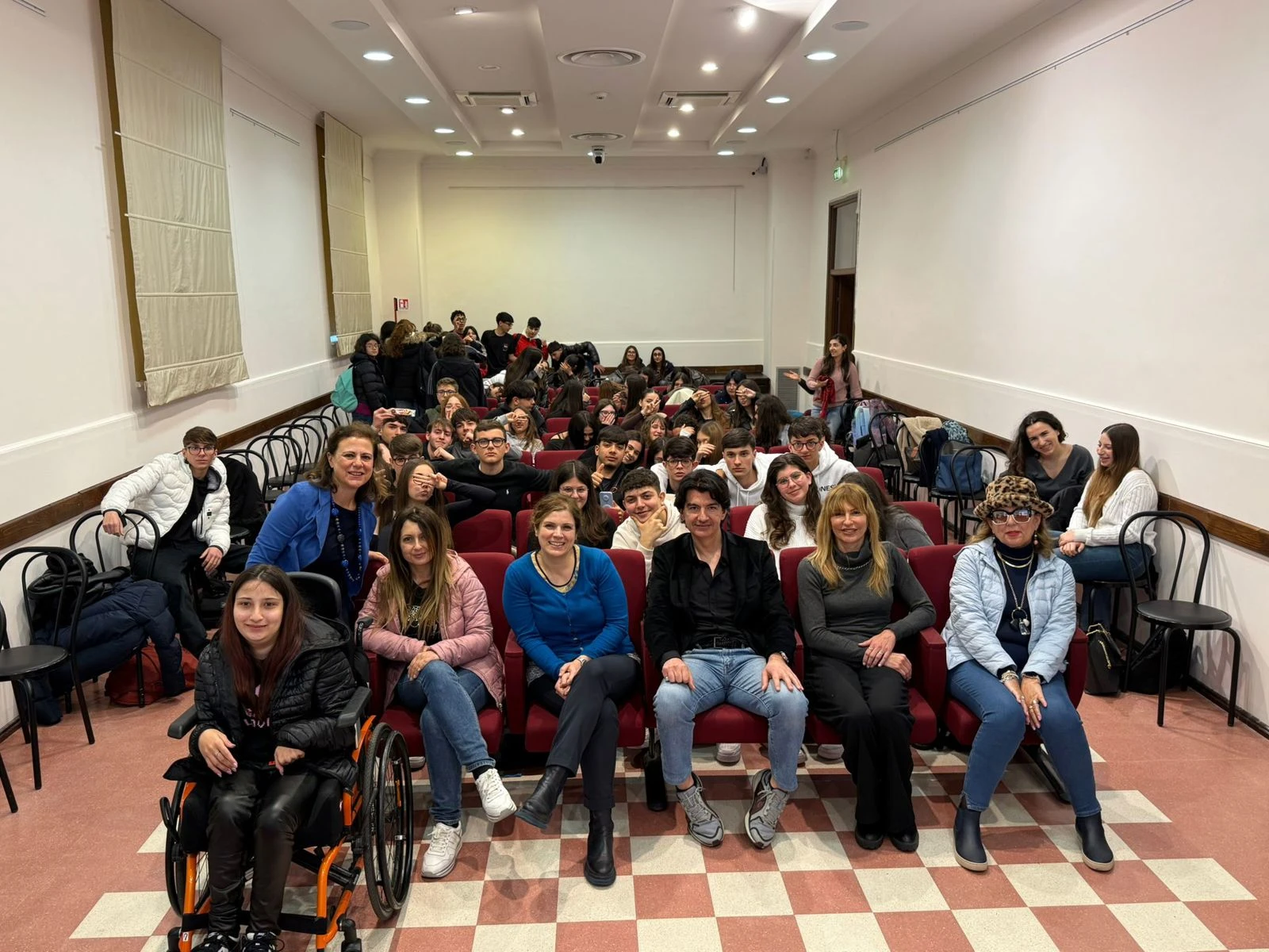 Catanzaro, “Cibo: tra abitudine e consapevolezza”: al MUSMI successo per il seminario del Polo Liceale “Siciliani-De Nobili” 