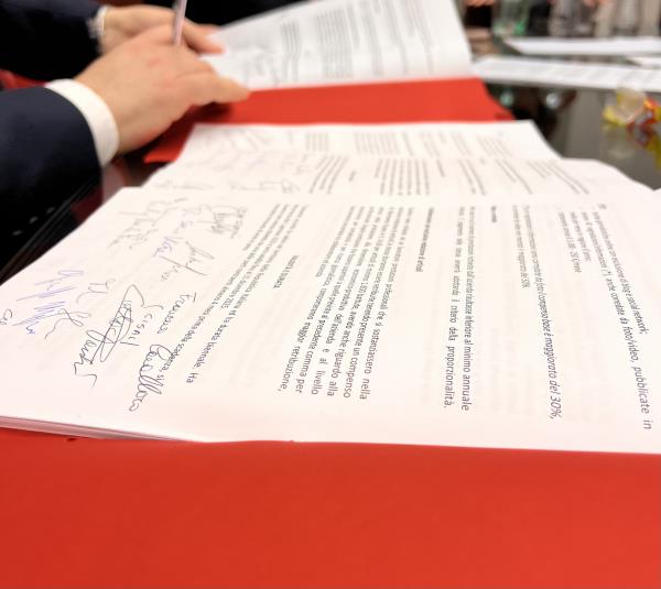 Giornalisti, firmato il contratto Figec Cisal – Uspi images Giornalisti, firmato il contratto Figec Cisal – Uspi