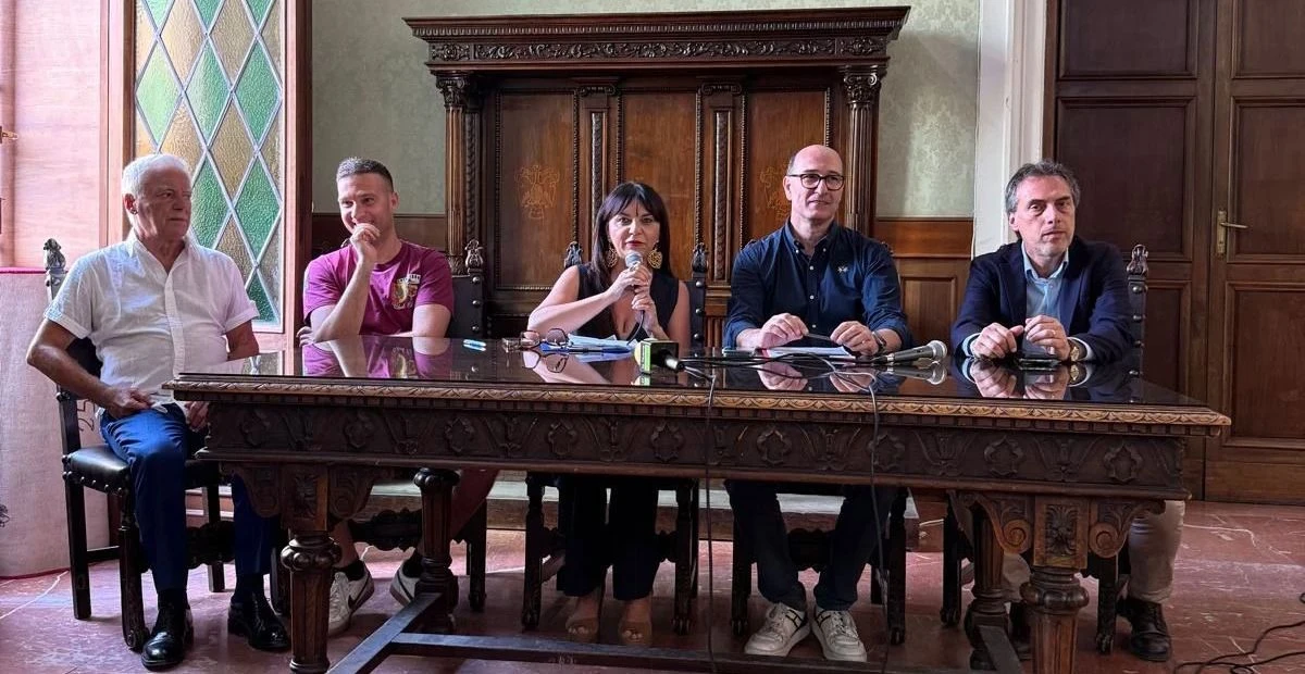 Il Catanzaro del 1971 torna a far battere il cuore giallorosso: stasera diretta dal Dadada (VIDEO)