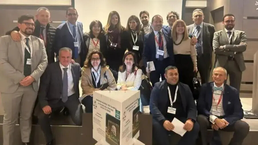 images Catanzaro, successo per il Congresso OTO Calabria: focus su fratture distali di femore e innovazione ortopediche