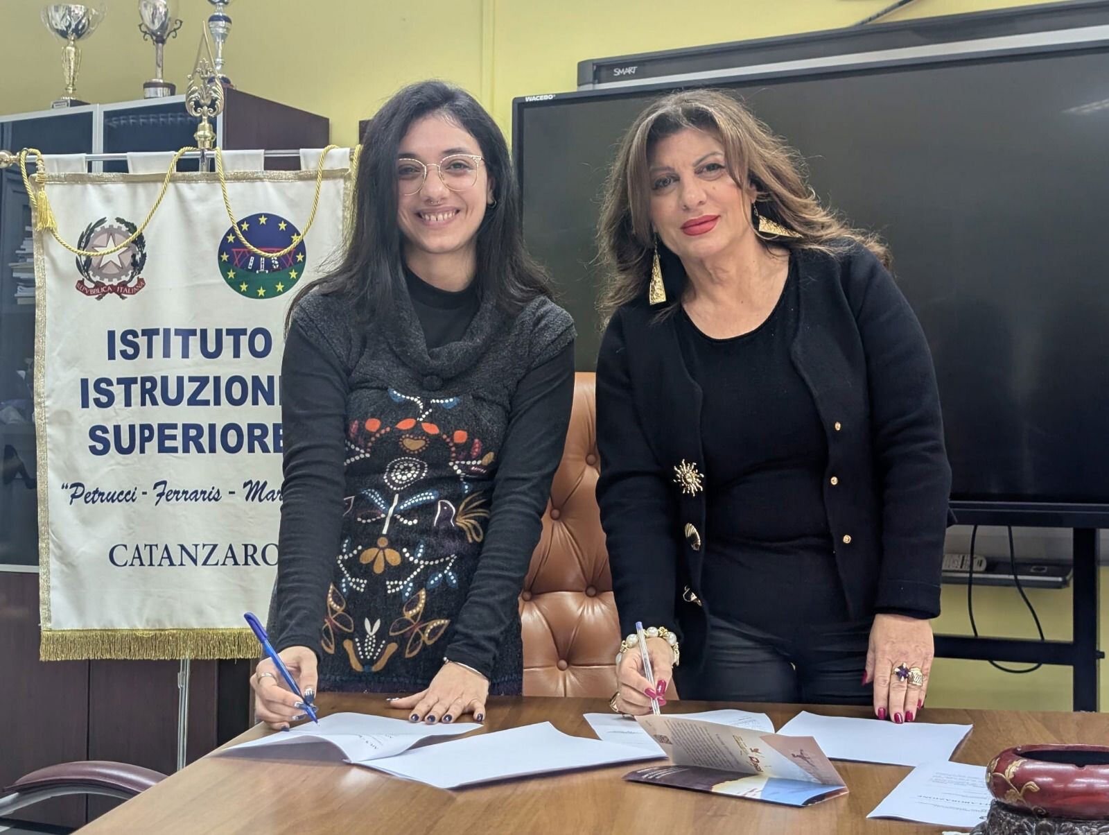 images Formazione e innovazione, il "Grimaldi-Pacioli-Petrucci-Ferraris-Maresca" di Catanzaro sigla la convenzione con Pianeta Droni & Sport