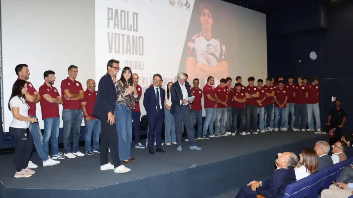 Tra sport e studio, l’UniCal svela la sua squadra di volley e i suoi talenti