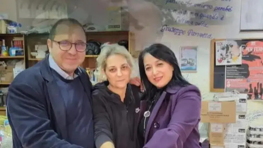 images Crotone, la solidarietà di Libere Donne arriva in Africa