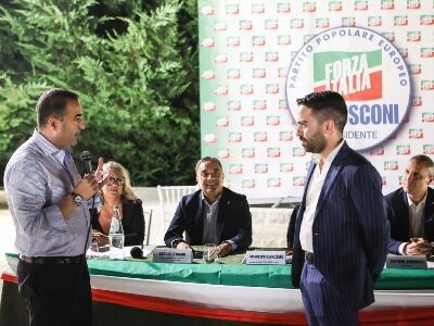 images Ferrari alla guida di Forza Italia Crotone, Sasso: “Nomina conferma sua leadership”