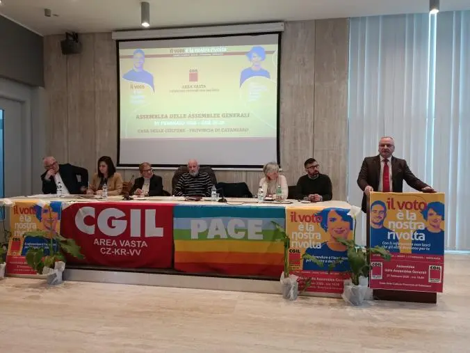 Referendum, entra nel vivo la campagna CGIL: parte da Catanzaro la mobilitazione images Referendum, entra nel vivo la campagna CGIL: parte da Catanzaro la mobilitazione