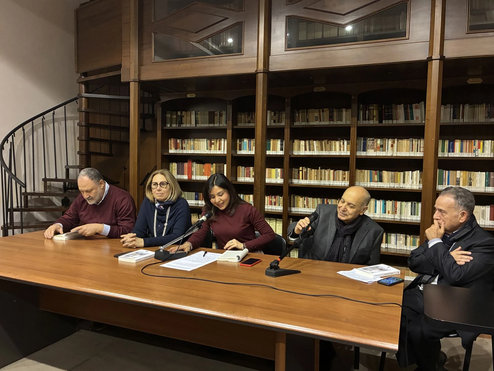 “Seppellitemi qui”, presentato a Catanzaro il nuovo romanzo di Vinicio Leonetti