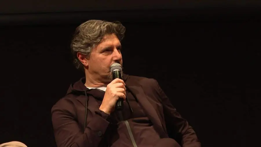 Da Margherita a Catanzaro, il 18 giugno Padovano e il suo libro "Tra la Champions e la libertà" images Da Margherita a Catanzaro, il 18 giugno Padovano e il suo libro "Tra la Champions e la libertà"