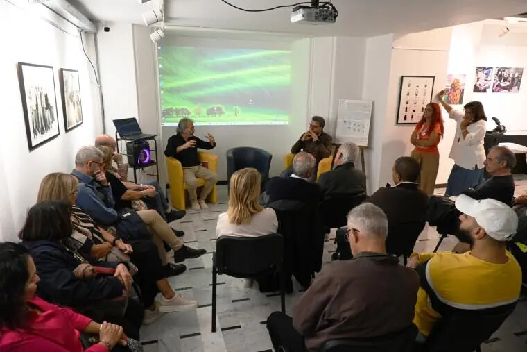 "Soglie", la mostra sul carcere ieri al "Coriolano Paparazzo" di Catanzaro images "Soglie", la mostra sul carcere ieri al "Coriolano Paparazzo" di Catanzaro