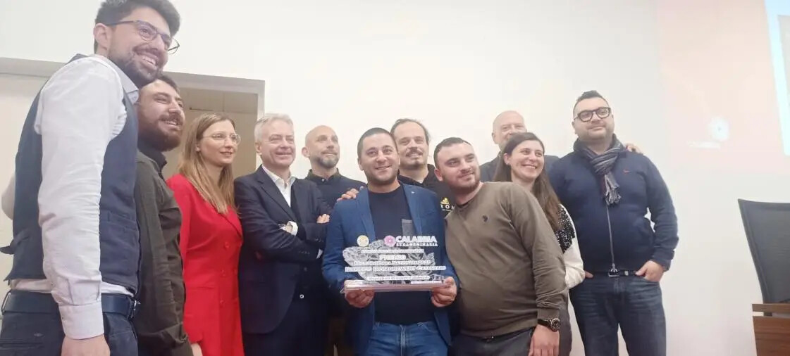 L'assessore Gallo premia in Regione i titolari di Iron Brewery: festa per la “Birra dell'Anno 2025” images L'assessore Gallo premia in Regione i titolari di Iron Brewery: festa per la “Birra dell'Anno 2025”