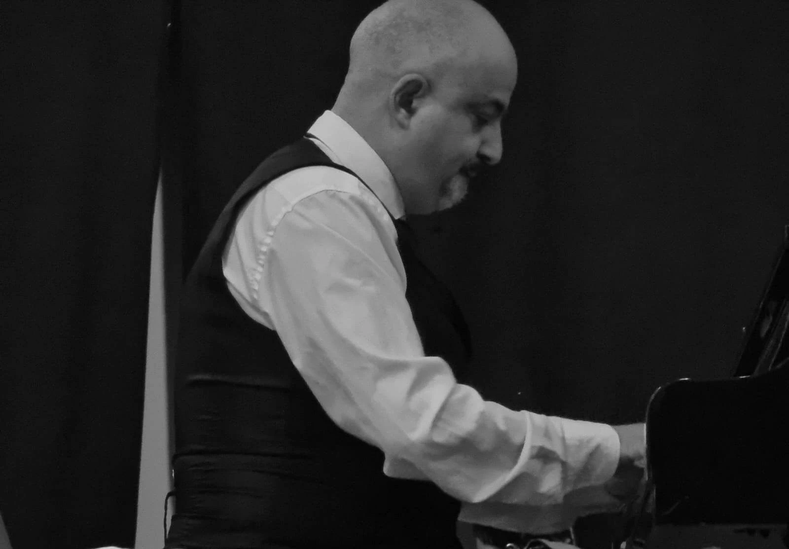 Sabato prossimo il concerto del Duo Gugliotta - Messinese alla Sala Le Cisterne di Gioia Tauro