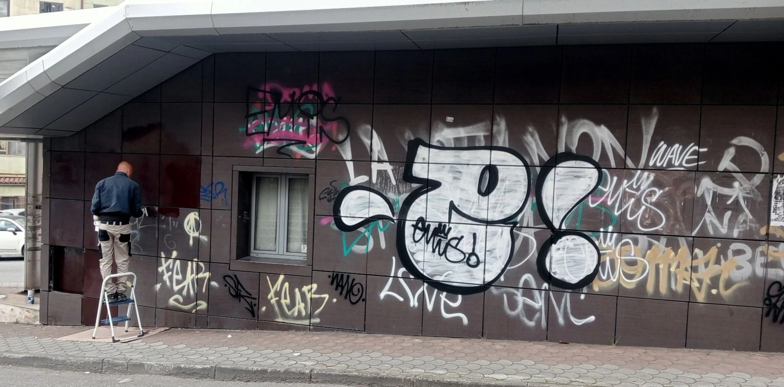 Cara Catanzaro ripristina l’autostazione di Piazza Montenero in vista del passaggio del Giro d’Italia