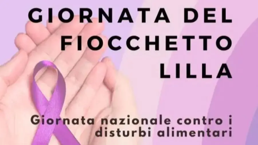 images Lotta ai disturbi alimentari, a Catanzaro il Cavatore si illumina di lilla 