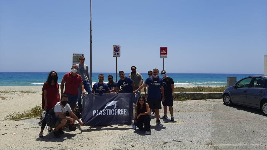 images Ambiente. Anche a Sellia Marina firmato il protocollo d'intesa con l'associazione Plastic Free 