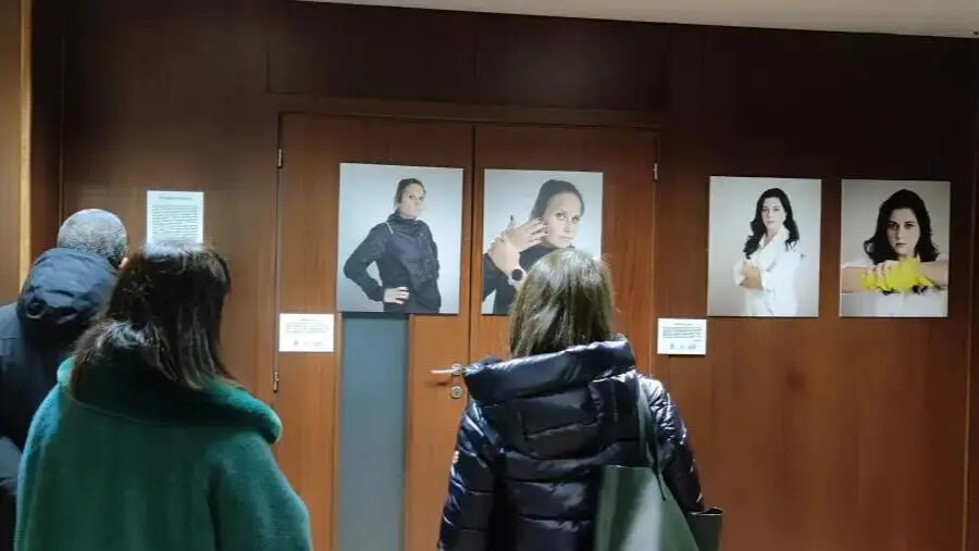 images Mostra fotografica sulla violenza contro le donne alla Provincia di Catanzaro