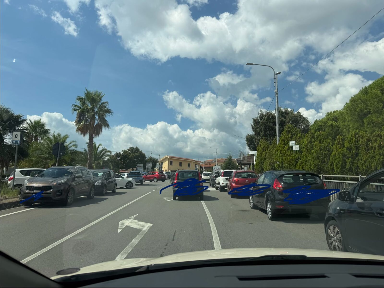images Catanzaro, Rubino (FI): "Siano nel caos, il primo giorno di scuola smaschera l’impreparazione dell’amministrazione"