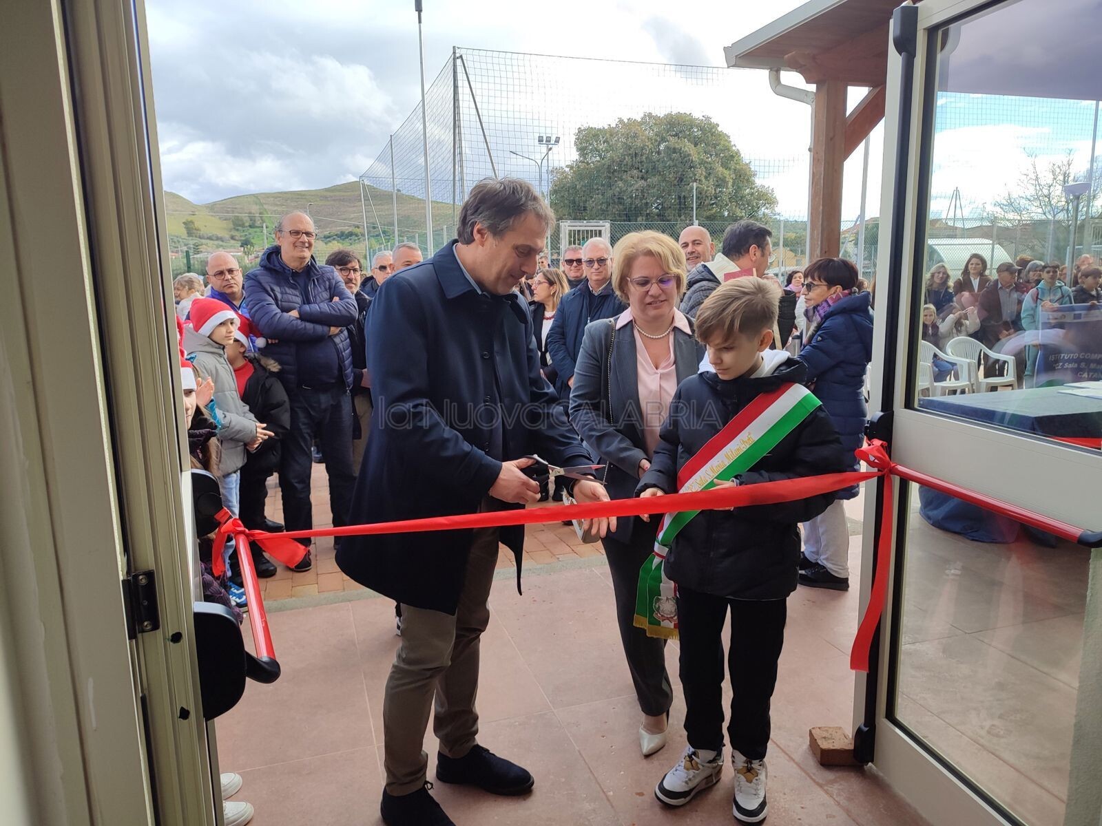 images Catanzaro, inaugurata a Santo Janni la nuova scuola media dell'Ics "Don Milani Sala"