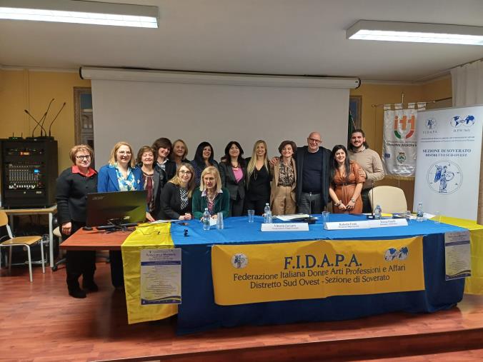 Sostegno alla maternità, punto nascita e assunzioni: le novità emerse dal convegno Fidapa Soverato images Sostegno alla maternità, punto nascita e assunzioni: le novità emerse dal convegno Fidapa Soverato