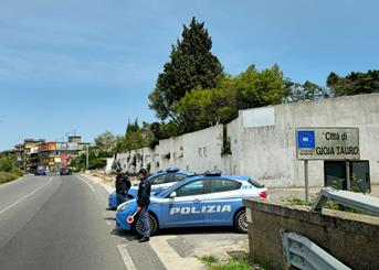 Gioia Tauro, arrestato un cittadino extracomunitario per furto, resistenza e lesioni personali a pubblico ufficiale