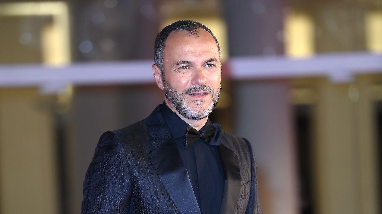 images AMA Calabria, Massimiliano Gallo e il suo “Malinconico” in scena a Lamezia 