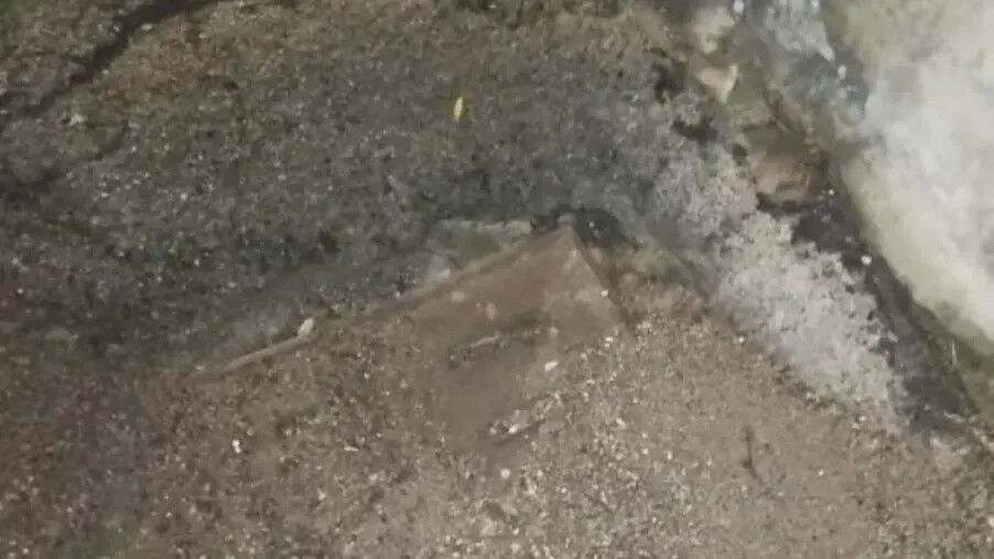 Catanzaro, un lettore segnala un tombino ostruito nel centro storico images Catanzaro, un lettore segnala un tombino ostruito nel centro storico