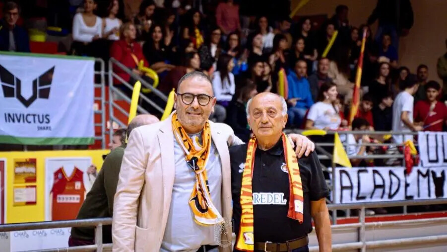 images Basket, fratellanza sportiva e sana competizione in campo tra Academy e Redel Viola