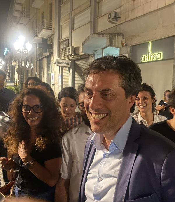 Catanzaro, Fiorita: "Il 27 giugno 1971 il Catanzaro andava in serie A, oggi vogliamo aprire un'altra pagina bella" images Catanzaro, Fiorita: "Il 27 giugno 1971 il Catanzaro andava in serie A, oggi vogliamo aprire un'altra pagina bella"