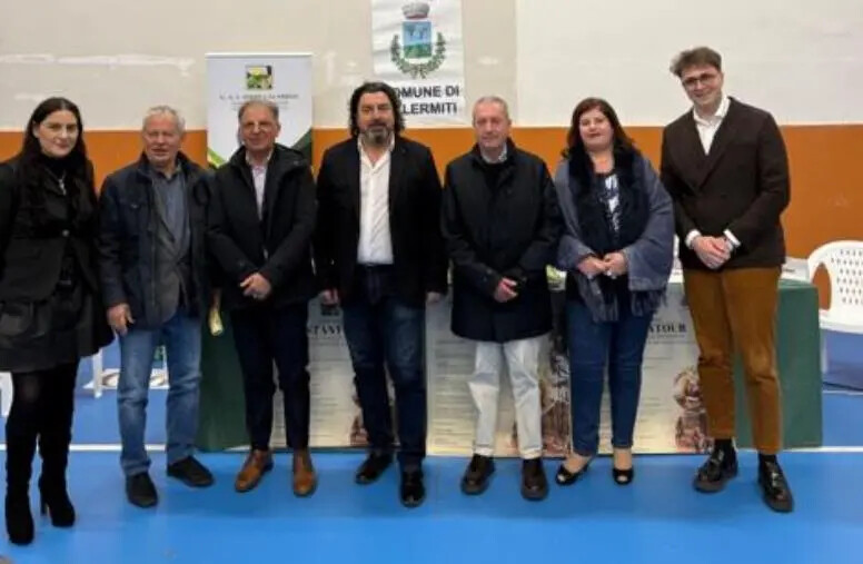 images Il ruolo della castanicoltura per lo sviluppo delle aree interne: a Palermiti l'incontro del Gal “Serre Calabresi”