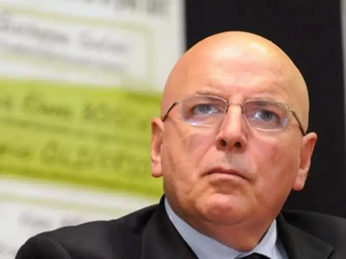 images Bonifica Sin Crotone, Oliverio chiede di essere audito dalla Commissione parlamentare ecomafie 