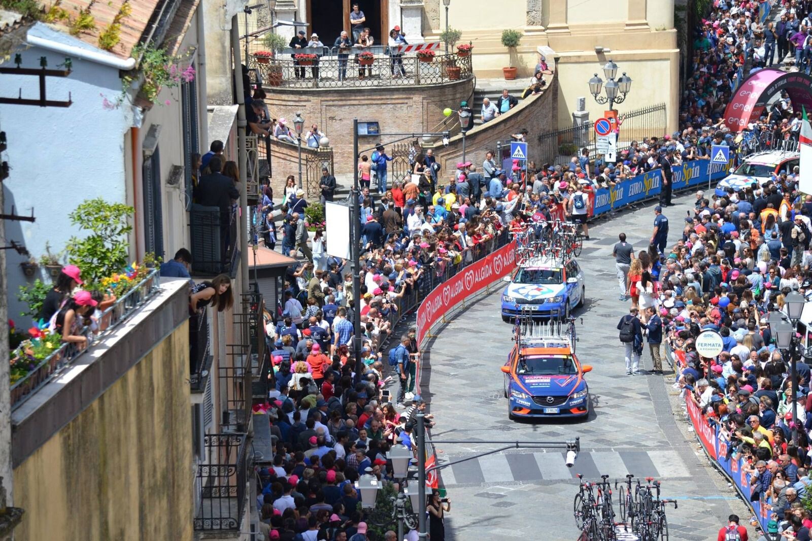 images Dopo 10 anni il Giro d'Italia torna a Catanzaro, l'ex assessore Mungo: "Il tracciato valorizzi il cuore pulsante della città" 