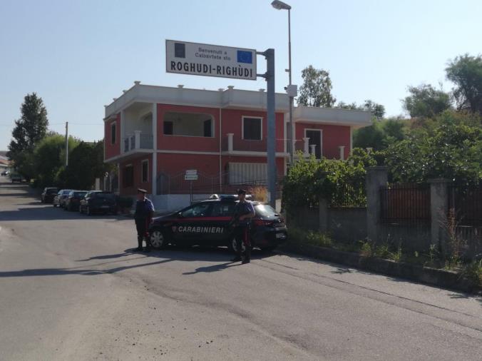 images Violenza e umiliazioni quotidiane: non potrà avvicinarsi alla moglie un 54enne di Roghudi