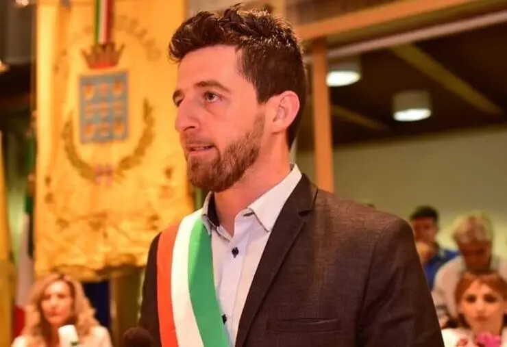 images Escalation criminale a Corigliano Rossano: messaggi con minacce al sindaco Flavio Stasi