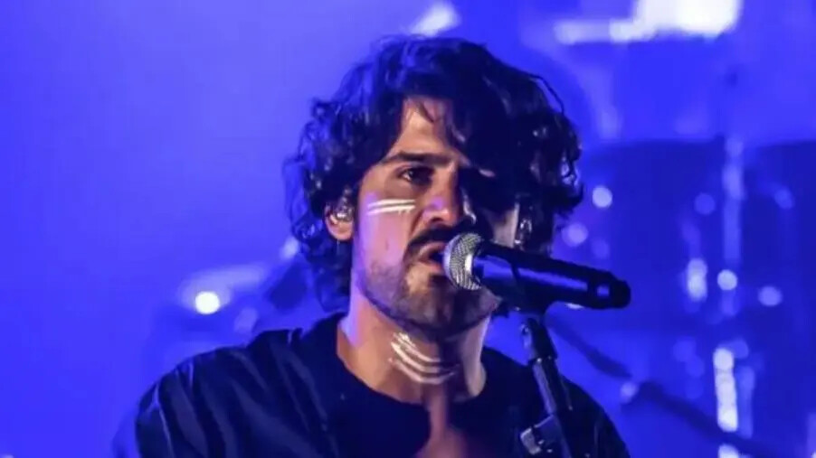 images Catanzaro, a Capodanno il concerto di Mannarino: ecco il programma natalizio 