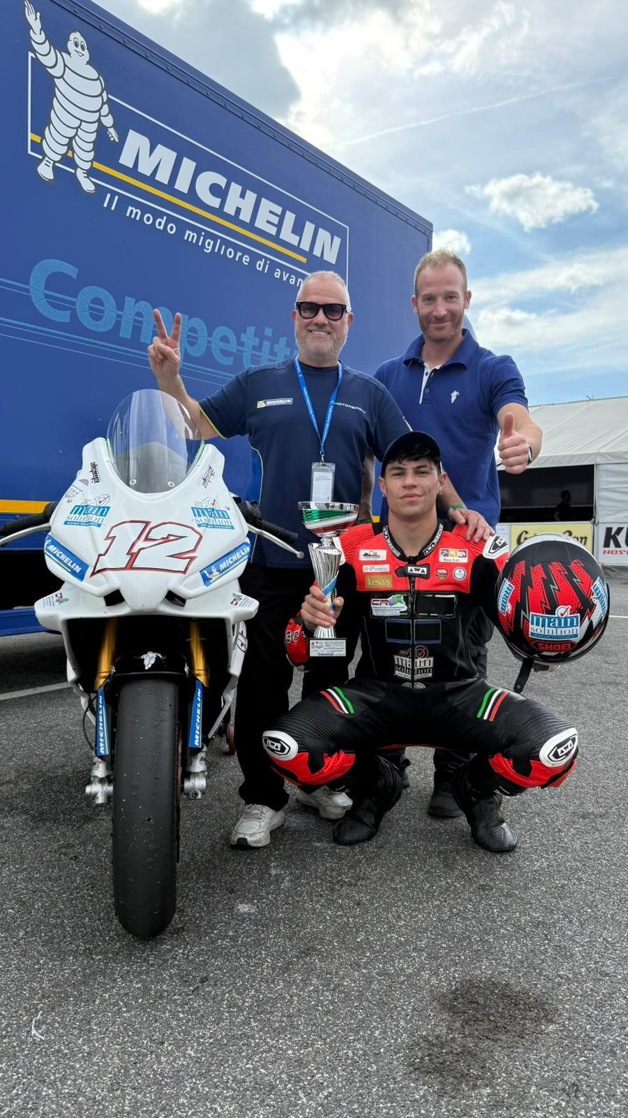 Il pilota calabrese Marco Paonessa chiude la stagione con una vittoria nel circuito di Vallelunga